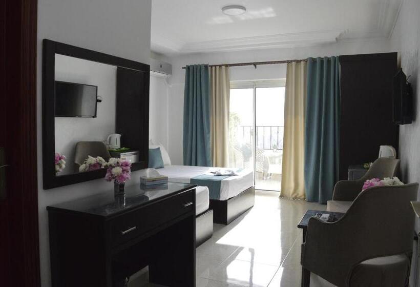 اتاق لوکس با بالکن و چشمانداز دریا, Nile View Inn