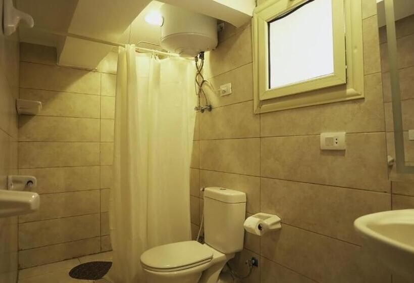 سوییت خانوادگی, Nile View Inn