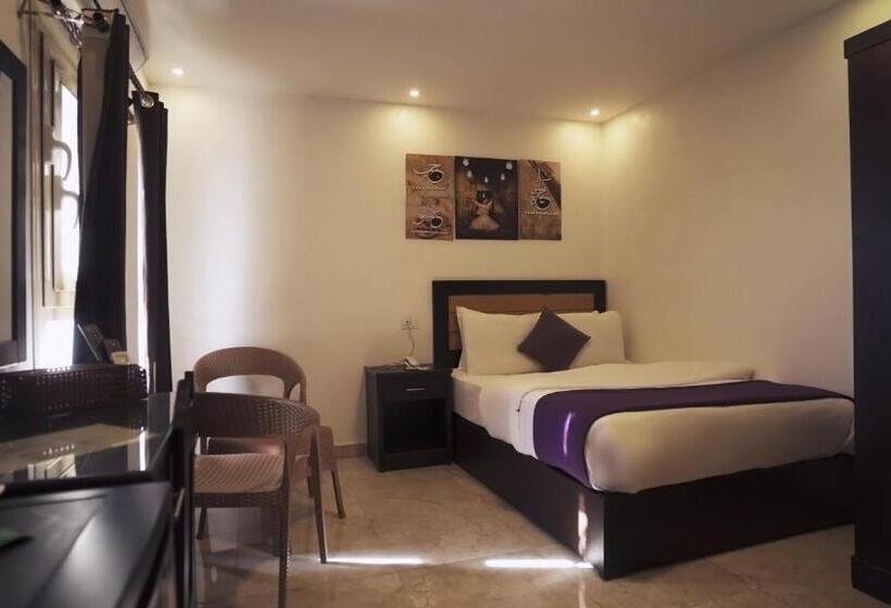 اتاق سوپریور با چشمانداز رودخانه, Nile View Inn