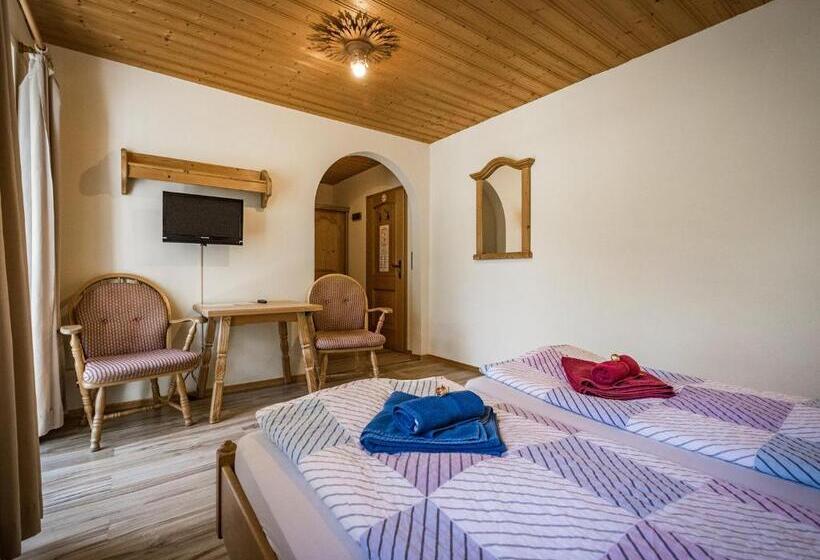 Номер Стандарт, Pension Oechsner