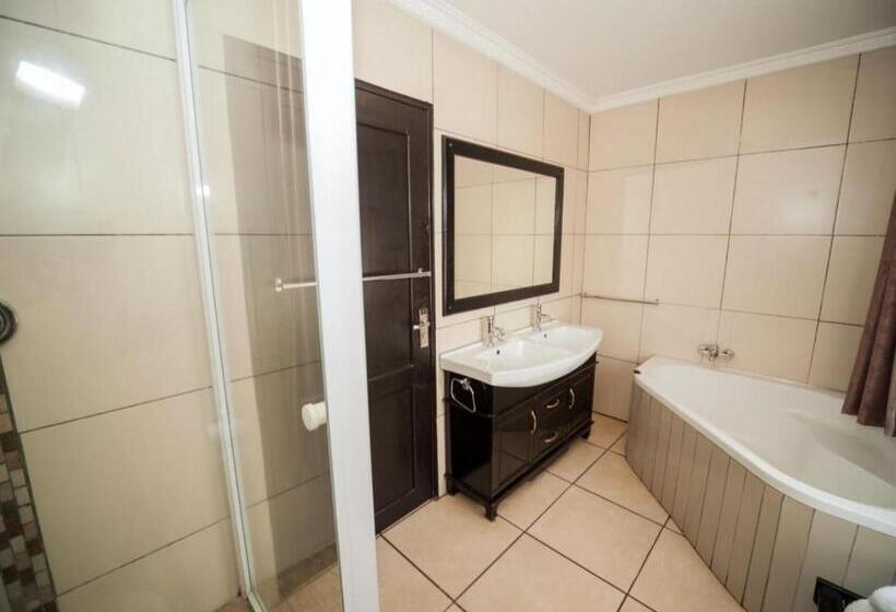 חדר דחוקס עם מיטת קינג, Silverton Travel Lodge