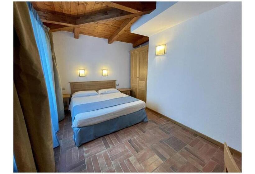 스탠다드 룸, Le Mandrelle Beach Resort