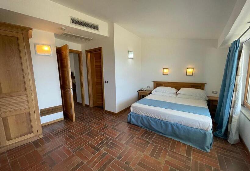 패밀리 룸, Le Mandrelle Beach Resort