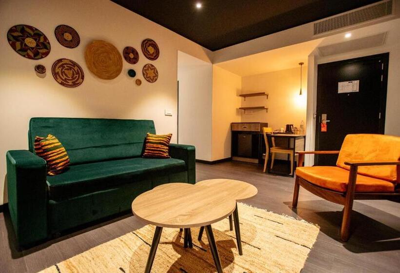 סוויטה, Onomo Hotel Kampala