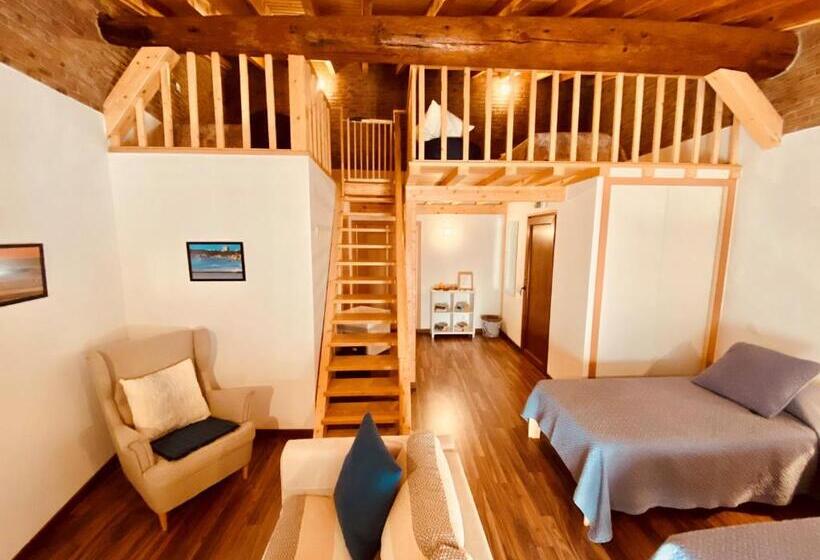 Семейный Номер, Alvorkitecenter Guesthouse