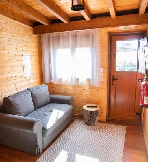 جناح مطلّ علي البحر, Alvorkitecenter Guesthouse