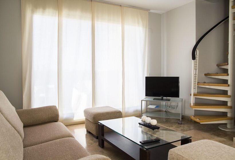غرفة دور أخير, Apartamentos Plaza Picasso