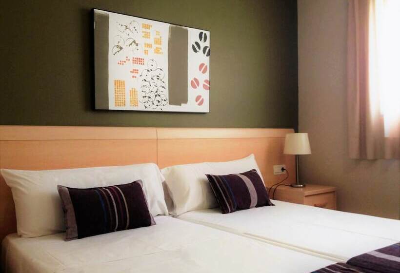 شقة غرفتين, Apartamentos Plaza Picasso