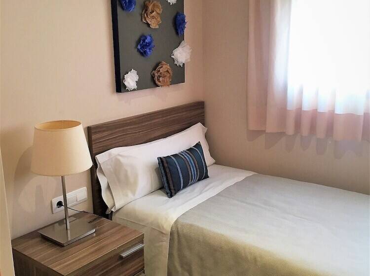 شقة غرفتين, Apartamentos Plaza Picasso