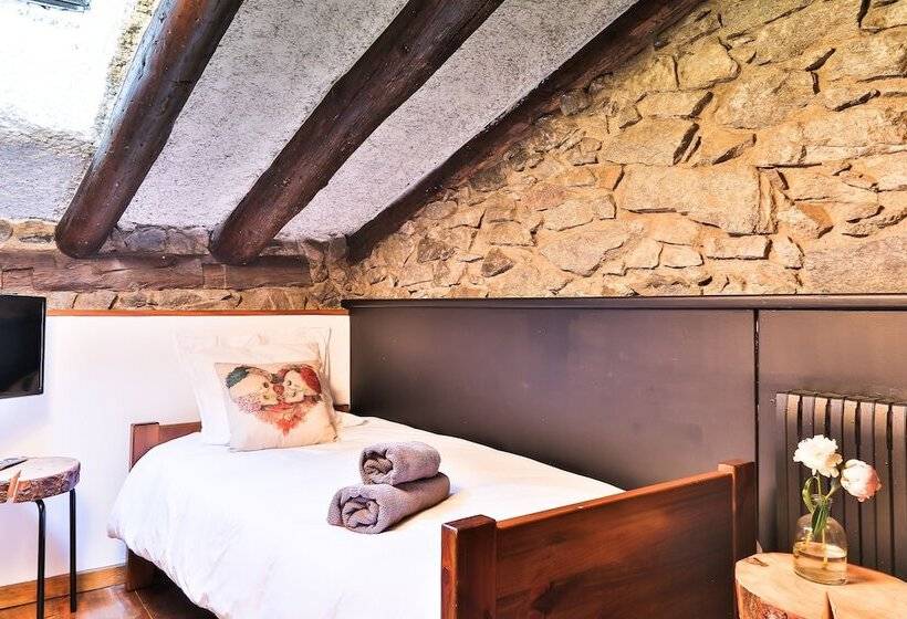 اتاق استاندارد یک نفره, Hostal Cisco De Sans