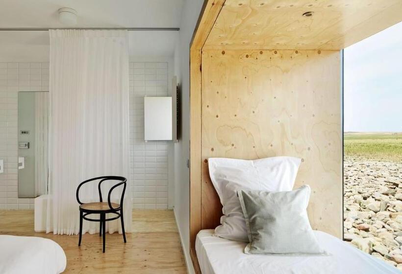 جناح ذو إطلالة, Aire De Bardenas