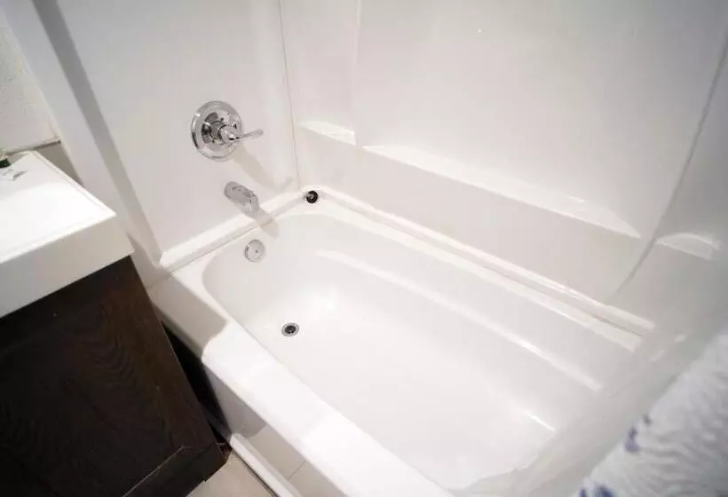 デラックスルーム, Anaheim Executive Inn & Suites