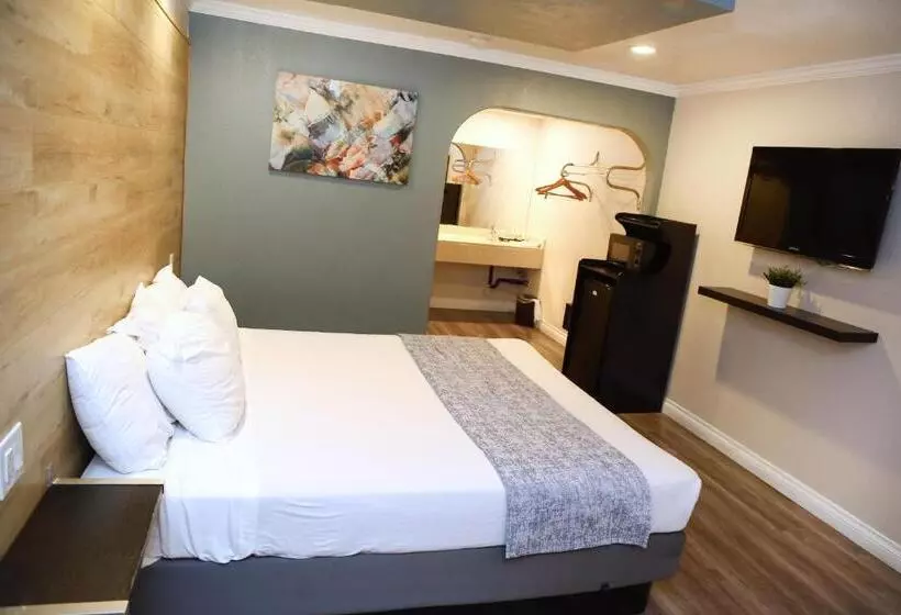 デラックスルーム, Anaheim Executive Inn & Suites