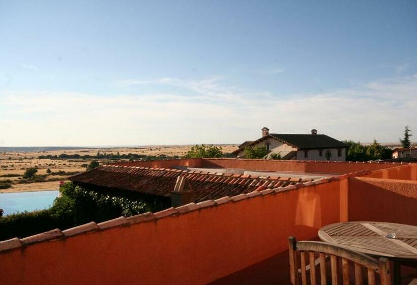 חדר סופריור עם טרסה, El Rancho