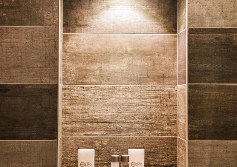 스탠다드 룸, Expo