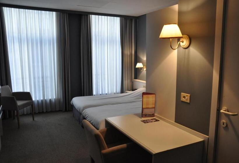 חדר סטנדרט, Louisa