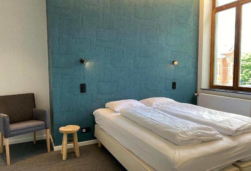 غرفة عائلية مطلّة علي الحديقة, Maison Dispa