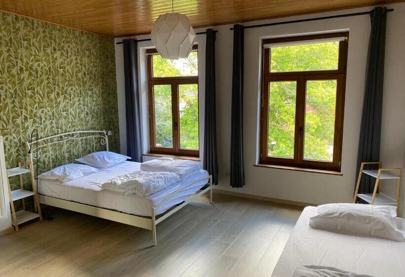 חדר משפחתי חדר אמבטיה משותף, Maison Dispa