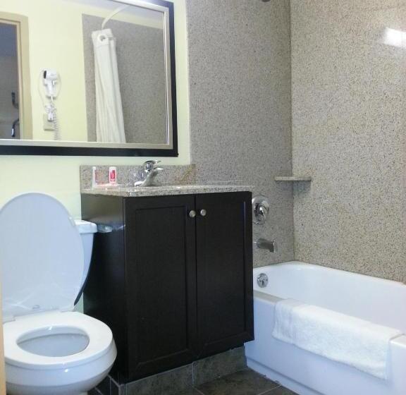 ２ダブルベッドのスタンダードルーム, Quality Inn Near Pimlico Racetrack