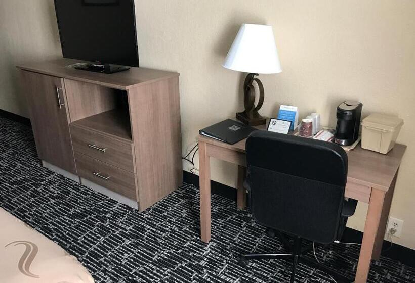 חדר סטנדרט שתי מיטות זוגיות, Quality Inn Near Pimlico Racetrack