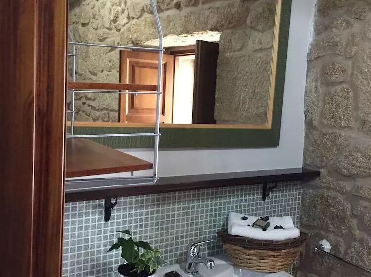 スタンダードルーム, A Casa Da Meixida