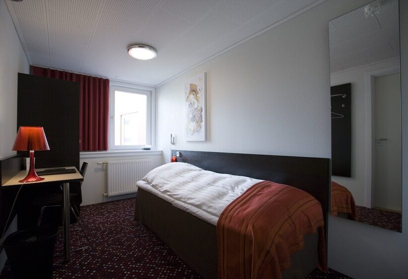 기본룸, Torshavn