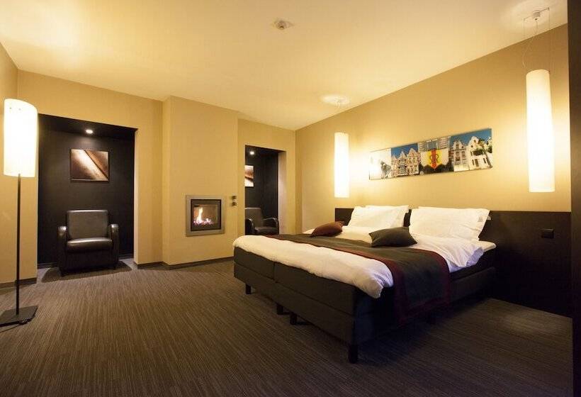 デラックスルーム, Ve