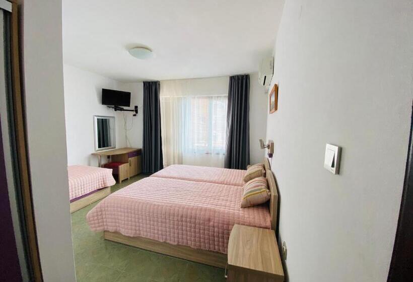Triple Room Sea View, Villas Sozopol