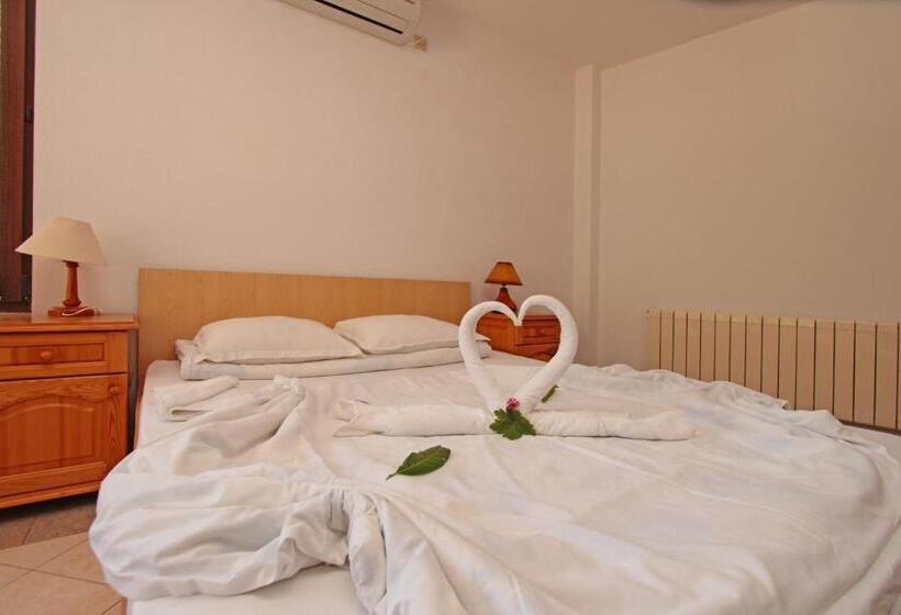 חדר משפחתי, Villas Sozopol