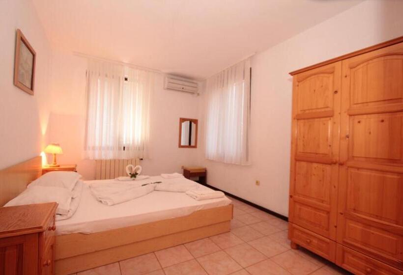 Люкс 3 Спальни, Villas Sozopol