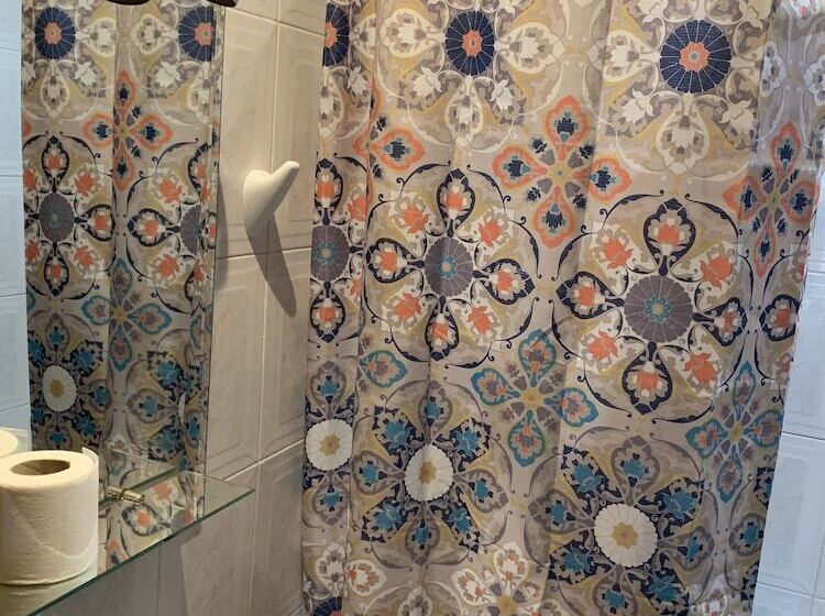 اتاق استاندارد, Giraldilla