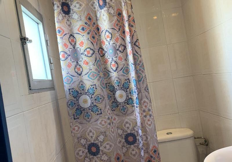 اتاق استاندارد یک نفره, Giraldilla