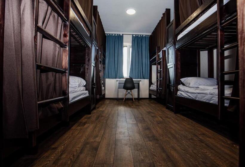 Vuode Makuusalissa, новый хостел Nesvit киев академгородок