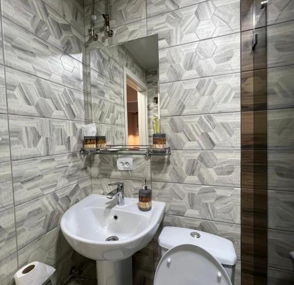 اتاق لوکس, Cube House Osh