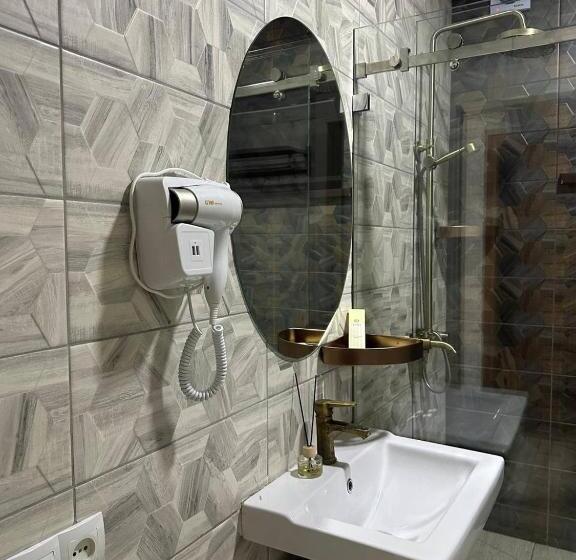 اتاق استاندارد یک نفره, Cube House Osh