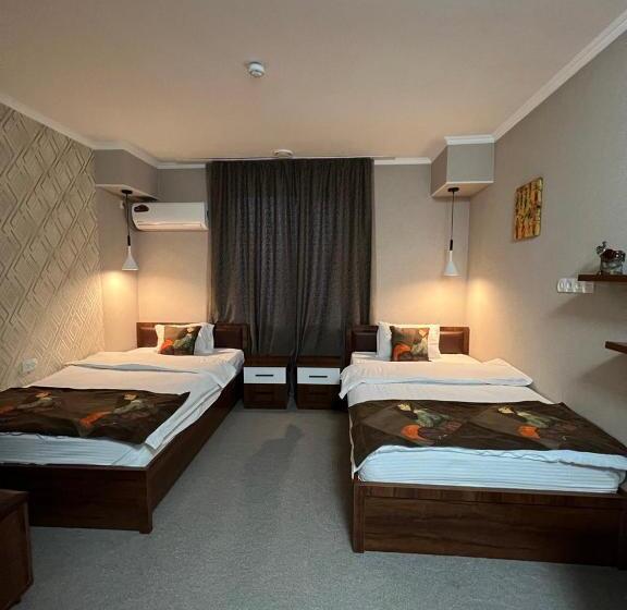 اتاق لوکس, Cube House Osh