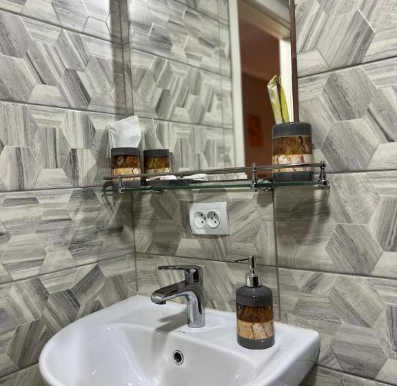 اتاق لوکس, Cube House Osh