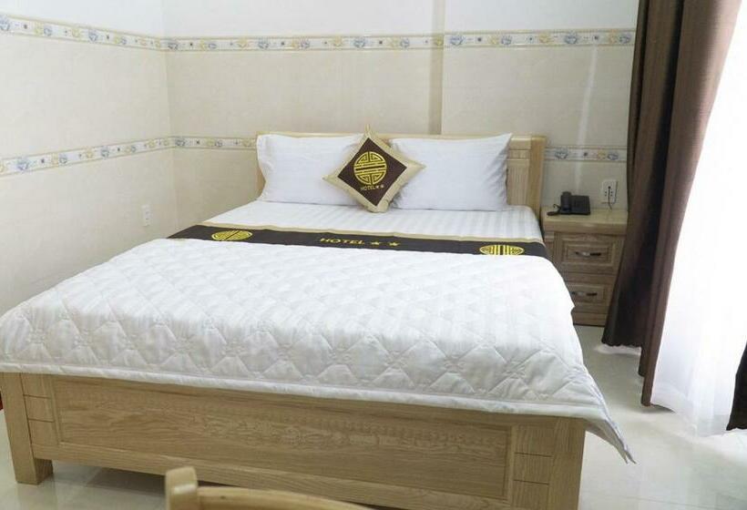 Quarto Estandar, Dai An Binh Tan