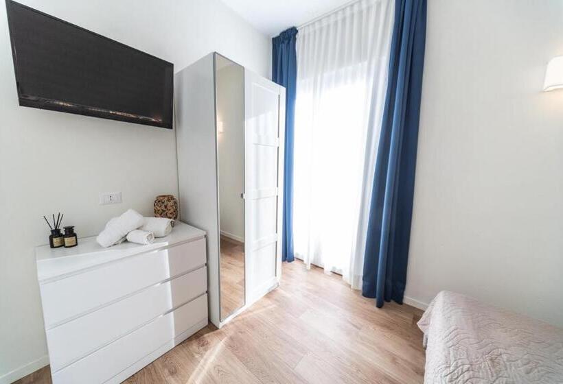 Номер Стандарт с Балконом, Kiss