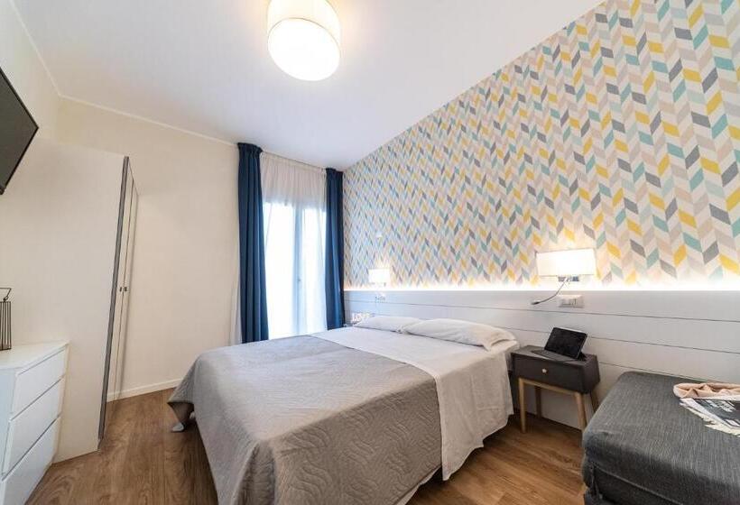 Номер Стандарт Трехместный, Kiss