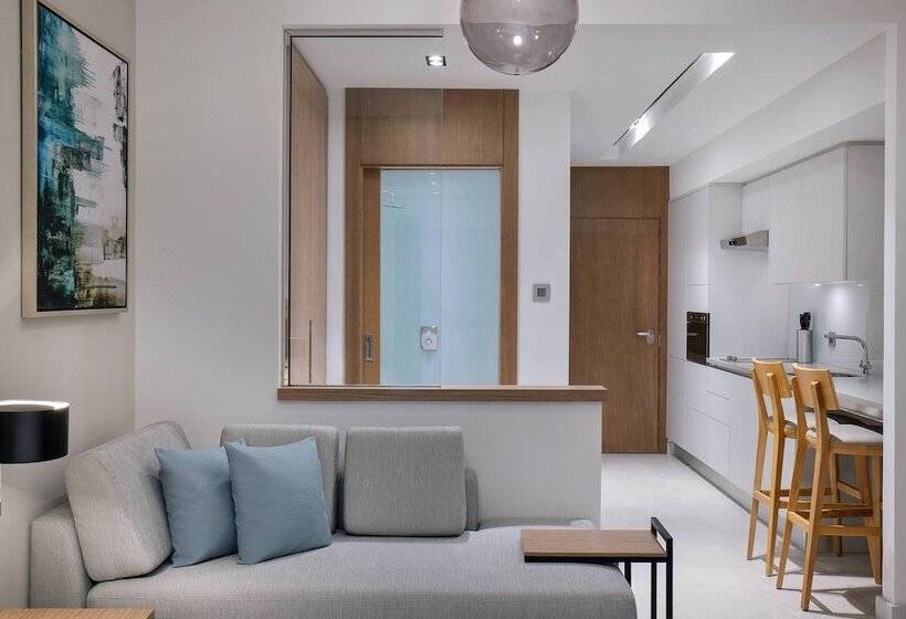 带双人床的标准工作室, Residence Inn By Marriott Al Jaddaf