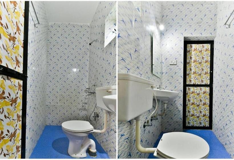 ベーシックルーム, O Route Near Calangute Beach