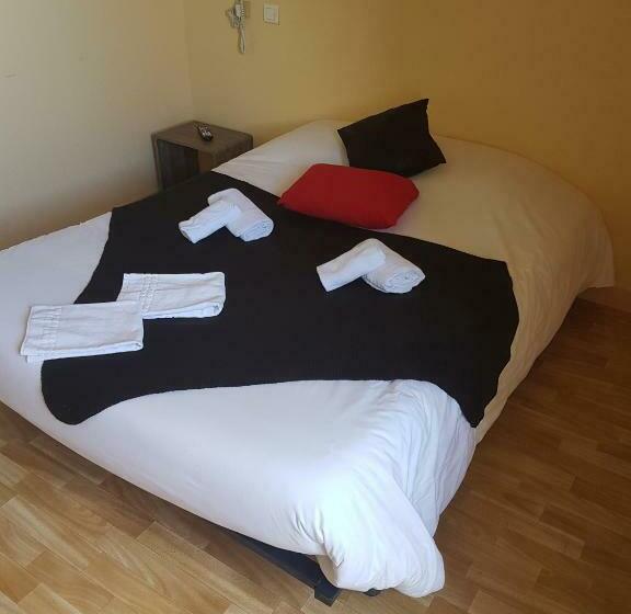 غرفة قياسية, Auberge Le Guinefort