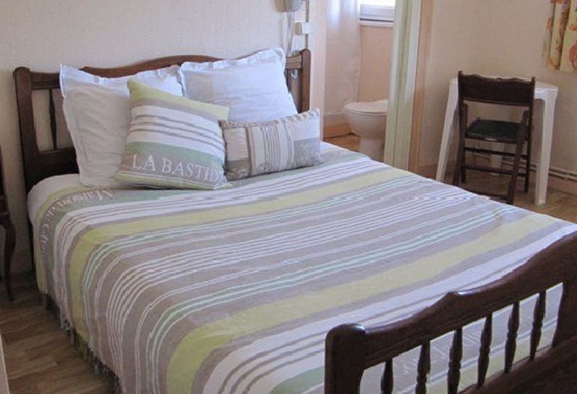 Quarto Estandar, Auberge Le Guinefort