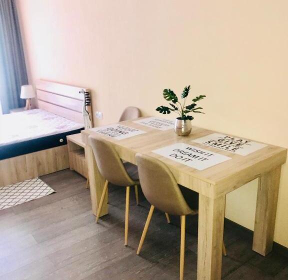 اتاق سوپریور سه تخته, Bakuriani The Valley 115   202