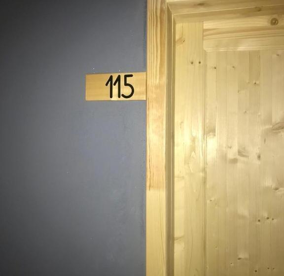 اتاق استاندارد سه نفره, Bakuriani The Valley 115   202