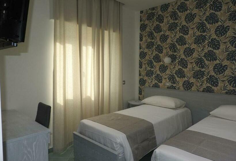 高级大房间, Corallo Circeo