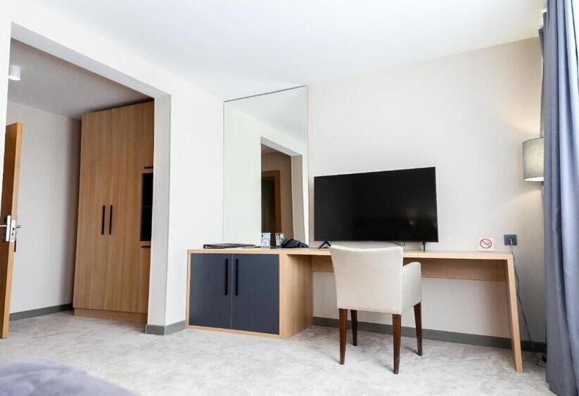 اتاق سوپریور, сomplex Irtysh