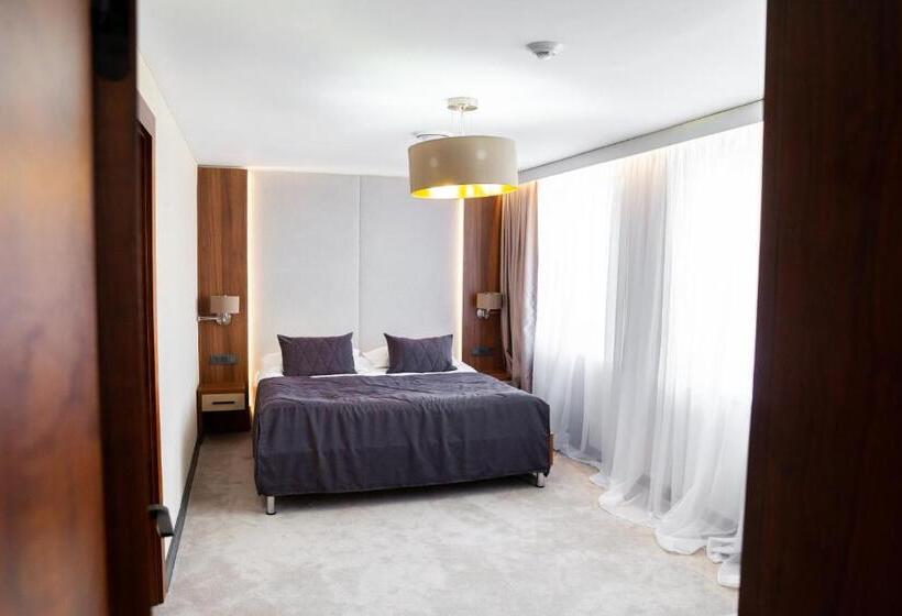 سوییت لوکس, сomplex Irtysh