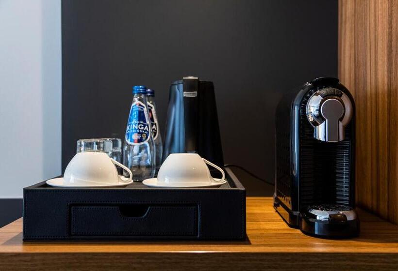 レイクビュースタンダードルーム, Heron Live Hotel Marina & Spa